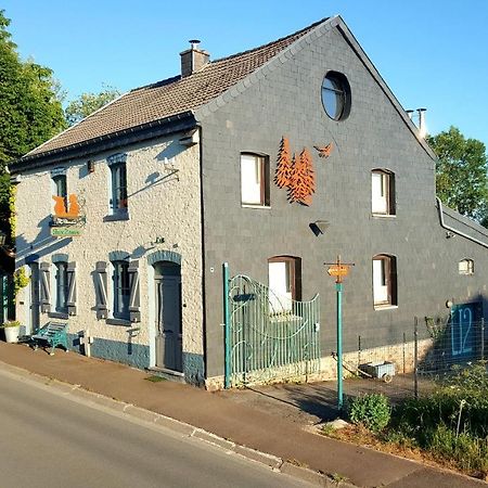 Aux Deux Amis Apartment Stavelot Exterior photo